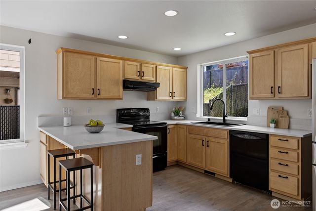 1641 Bayview Drive W, Bremerton, WA 98312