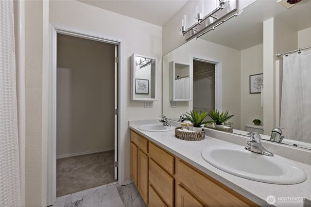 1641 Bayview Drive W, Bremerton, WA 98312