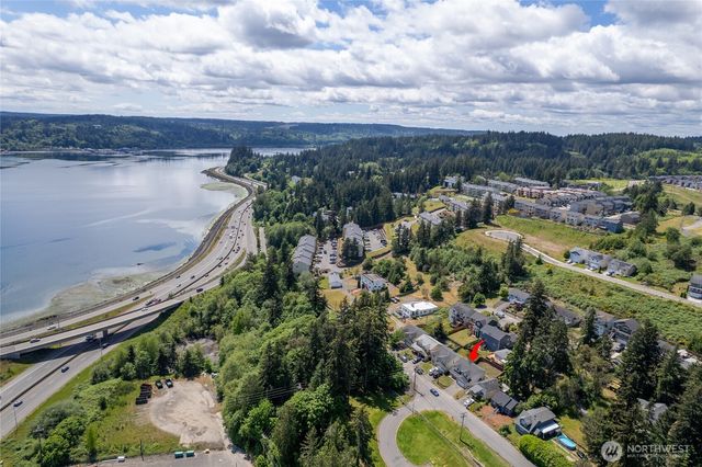 1641 Bayview Drive W, Bremerton, WA 98312