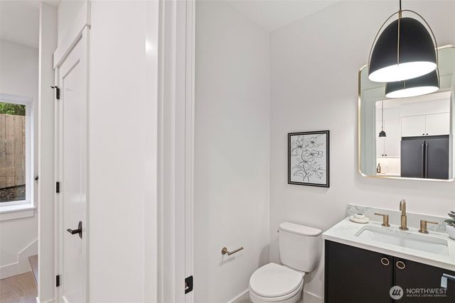 11220 115th Place NE, Kirkland, WA 98033