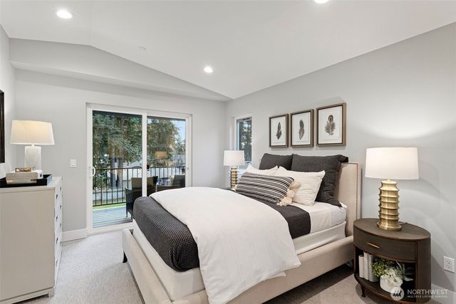 11220 115th Place NE, Kirkland, WA 98033