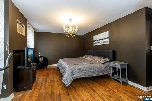 24 Hutton Avenue 35, West Orange, NJ 07052