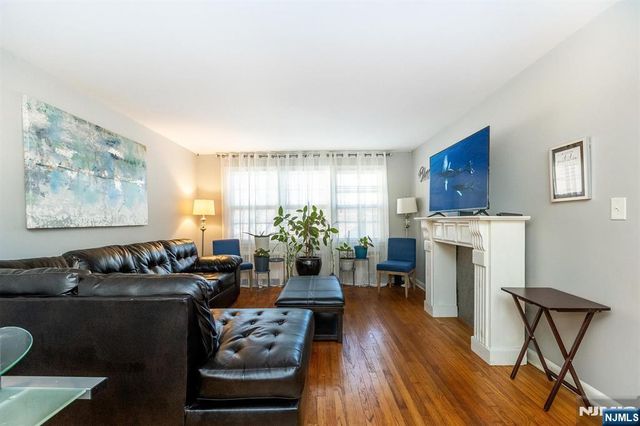24 Hutton Avenue 35, West Orange, NJ 07052