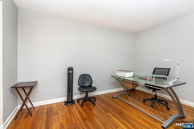 24 Hutton Avenue 35, West Orange, NJ 07052