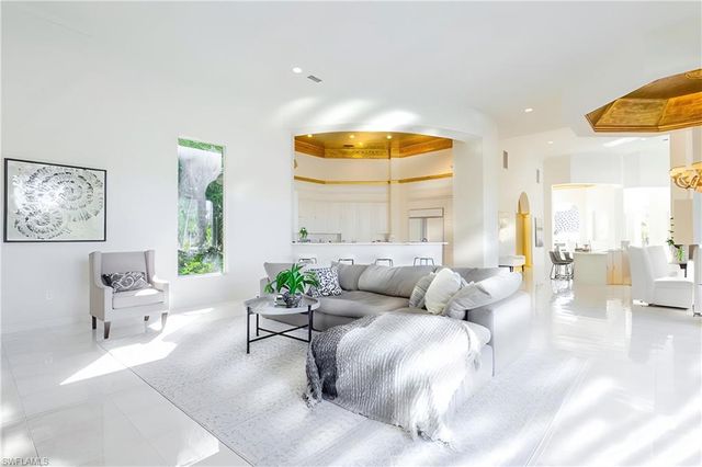 6599 Glen Arbor WAY, Naples, FL 34119