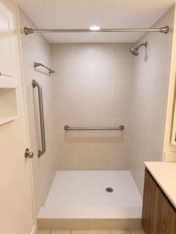 423 4th Terrace, Palm Beach Gardens, FL 33418