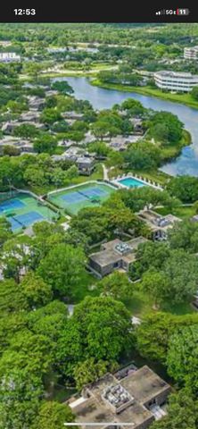 423 4th Terrace, Palm Beach Gardens, FL 33418