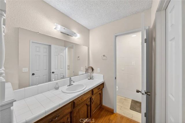 2433 W 3rd, Madera, CA 93637