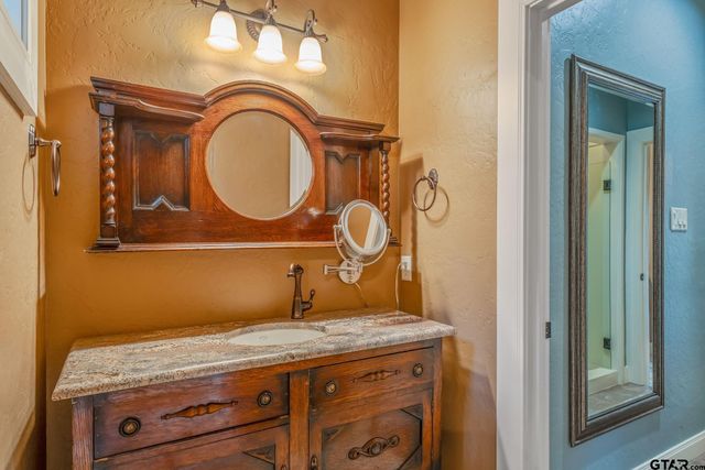 4406 Cascades Blvd, Tyler, TX 75709