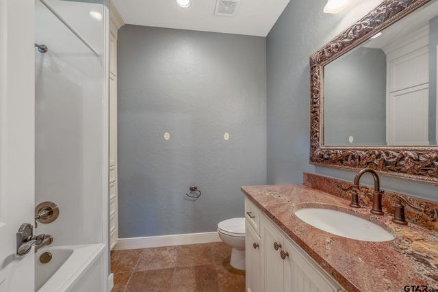 4406 Cascades Blvd, Tyler, TX 75709