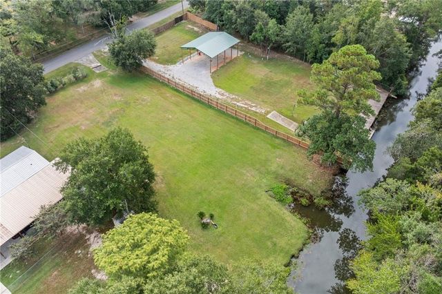 11030 Canal Drive, Theodore, AL 36582