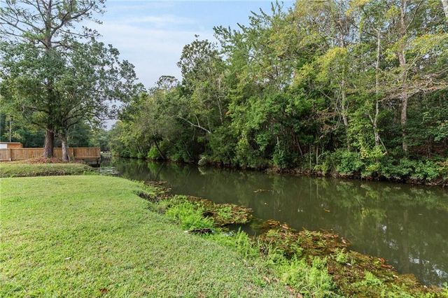 11030 Canal Drive, Theodore, AL 36582