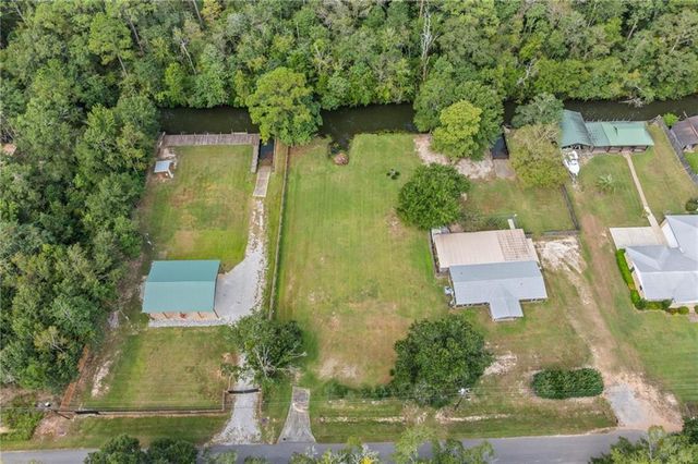 11030 Canal Drive, Theodore, AL 36582