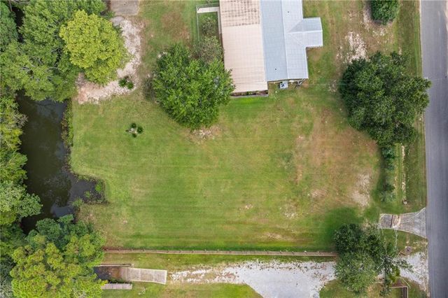 11030 Canal Drive, Theodore, AL 36582