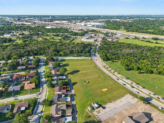 919 N Peachtree Road, Mesquite, TX 75149