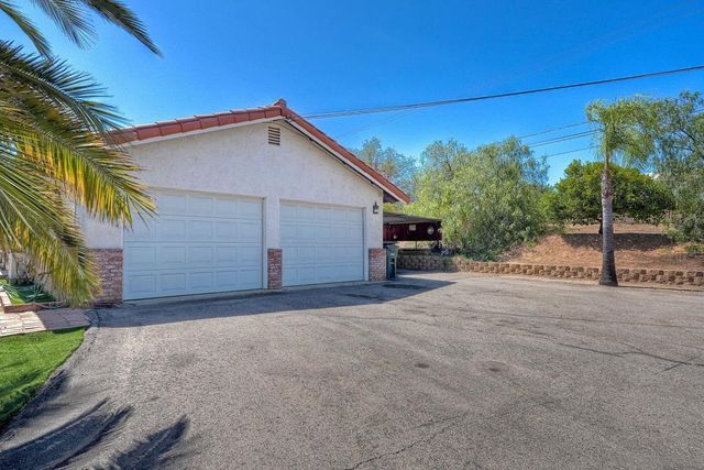29573 Miller Rd, Valley Center, CA 92082