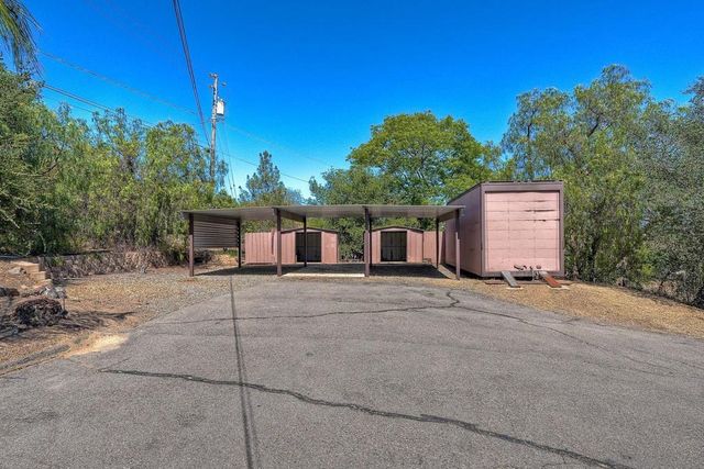 29573 Miller Rd, Valley Center, CA 92082
