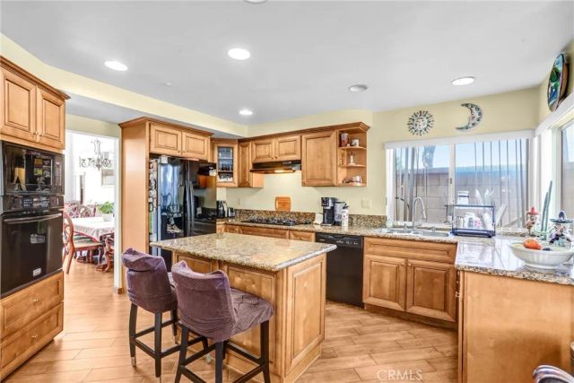 14122 Mendocino, Fontana, CA 92236