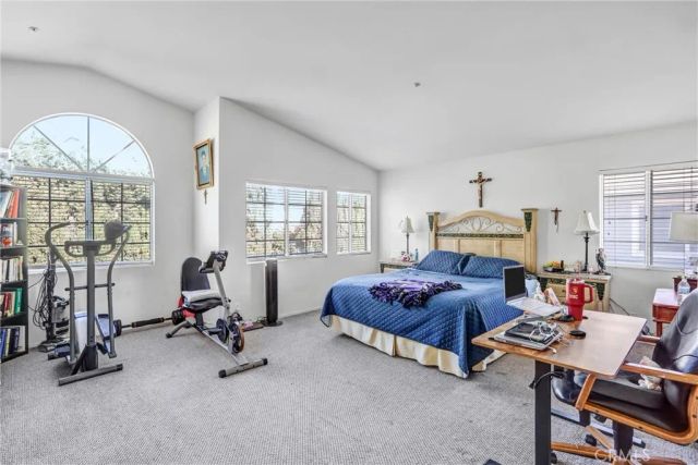 14122 Mendocino, Fontana, CA 92236