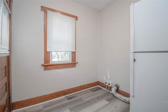 3218 2nd Avenue, Des Moines, IA 50313