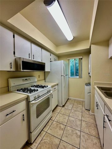 630 PAVARE COURT 630, Winter Haven, FL 33884