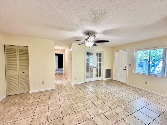 630 PAVARE COURT 630, Winter Haven, FL 33884