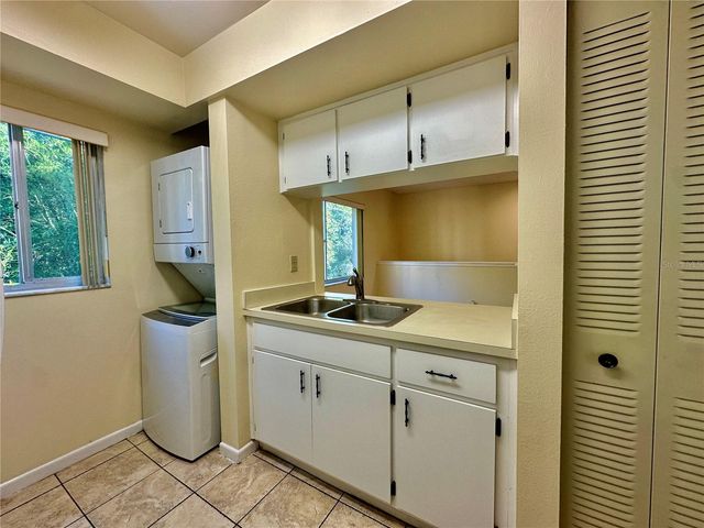 630 PAVARE COURT 630, Winter Haven, FL 33884