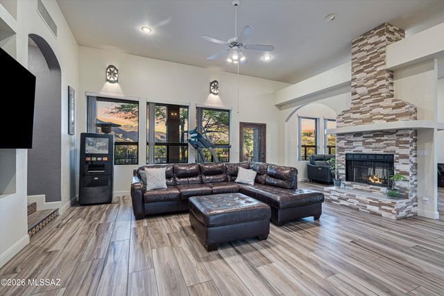 5700 N Via Amable, Tucson, AZ 85750