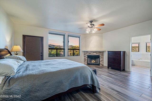 5700 N Via Amable, Tucson, AZ 85750