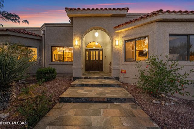 5700 N Via Amable, Tucson, AZ 85750