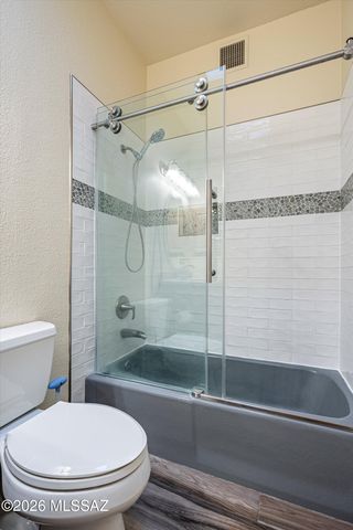 5700 N Via Amable, Tucson, AZ 85750