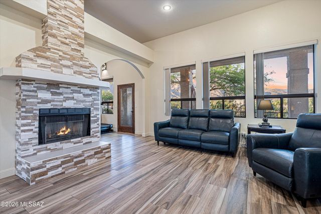 5700 N Via Amable, Tucson, AZ 85750