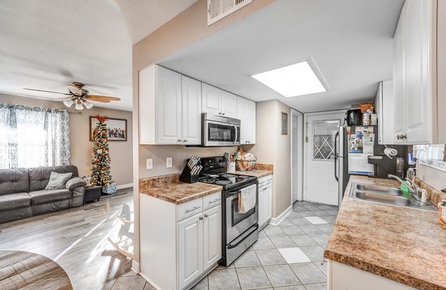 10 RAPHAEL CV, Munford, TN 38058