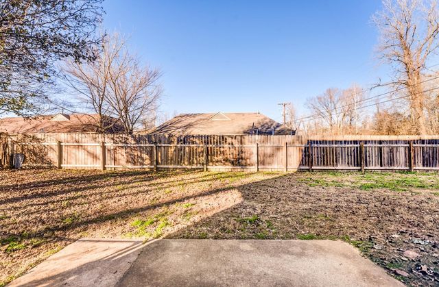 10 RAPHAEL CV, Munford, TN 38058