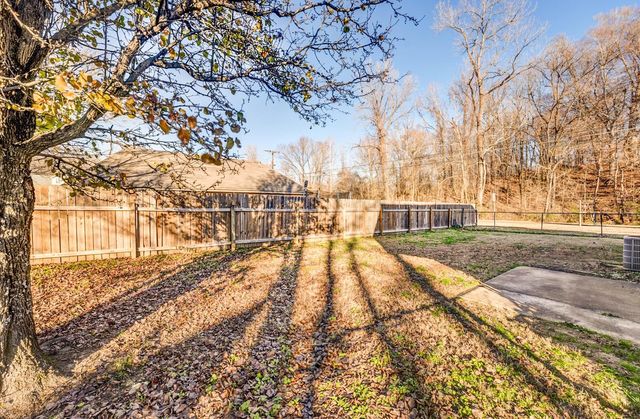 10 RAPHAEL CV, Munford, TN 38058