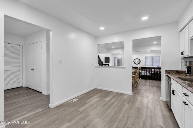 281 Longwood Drive 28-1, Manalapan, NJ 07726