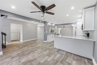 6192 Laurel Ln B, Tamarac, FL 33319