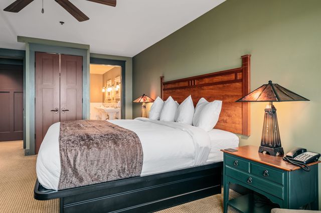 2035 N US-31 N, East Bay Twp, MI 49686