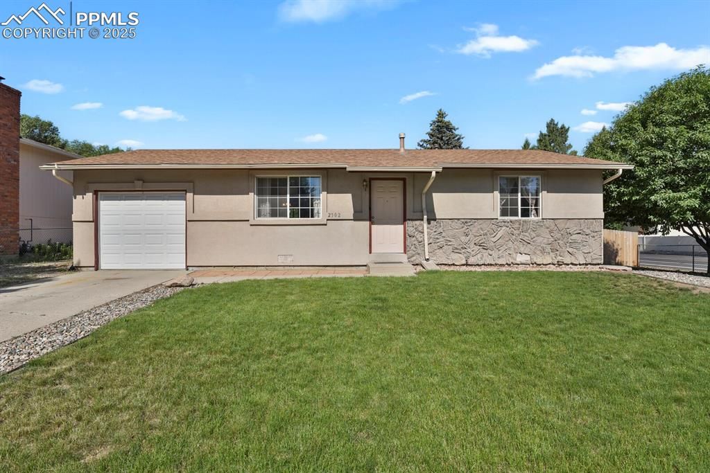2502 W Anjelina Circle, Colorado Springs, CO 80916
