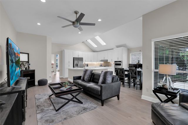 5206 N Briar Ridge Circle, Mckinney, TX 75072