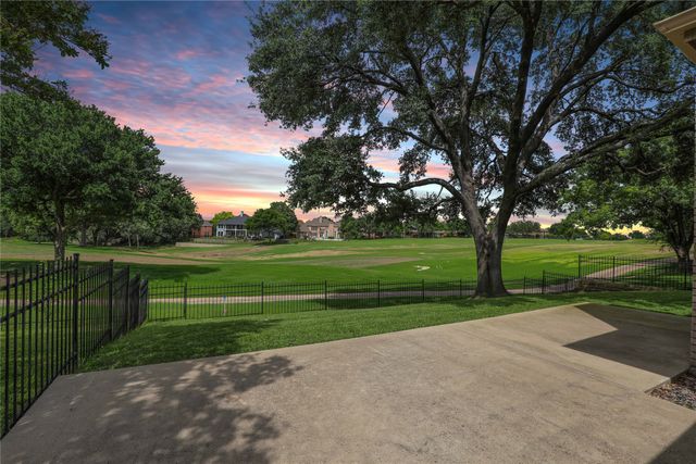 5206 N Briar Ridge Circle, Mckinney, TX 75072