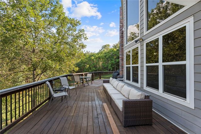 878 James Place, West Fork, AR 72774