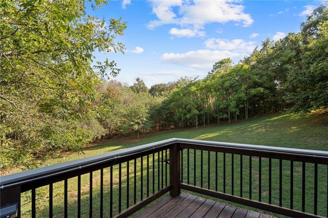 878 James Place, West Fork, AR 72774