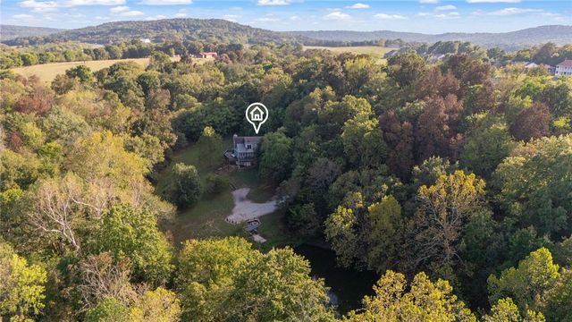 878 James Place, West Fork, AR 72774