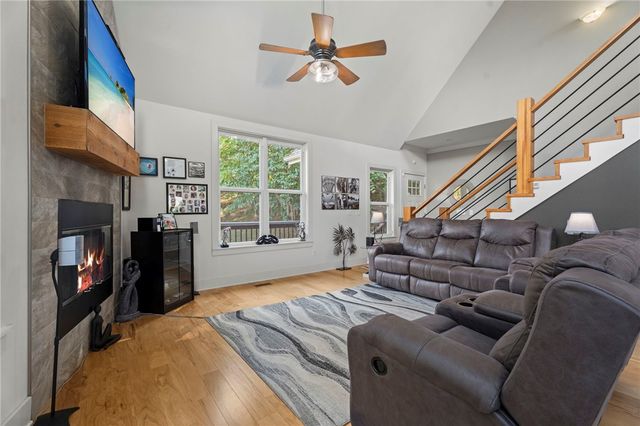 878 James Place, West Fork, AR 72774
