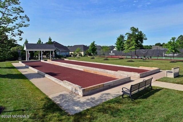 3 W Rossini Court, Farmingdale, NJ 07727