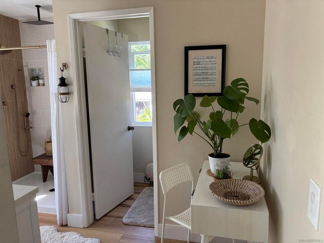 2422 Summerhill, Encinitas, CA 92024