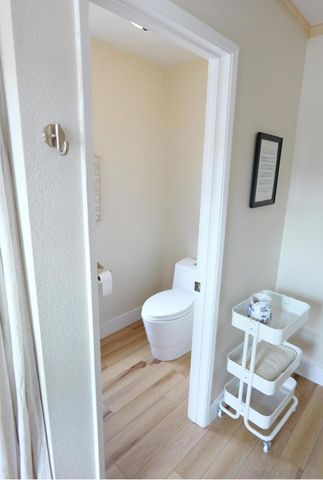 2422 Summerhill, Encinitas, CA 92024
