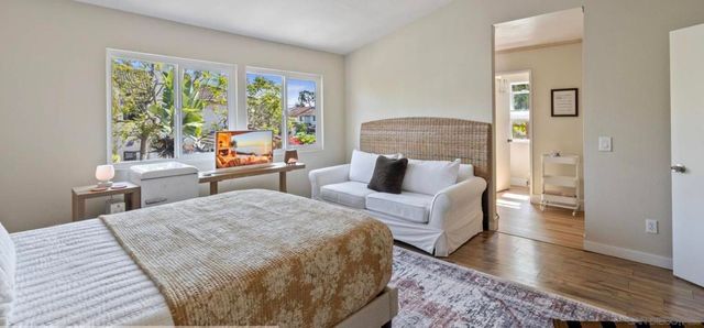2422 Summerhill, Encinitas, CA 92024