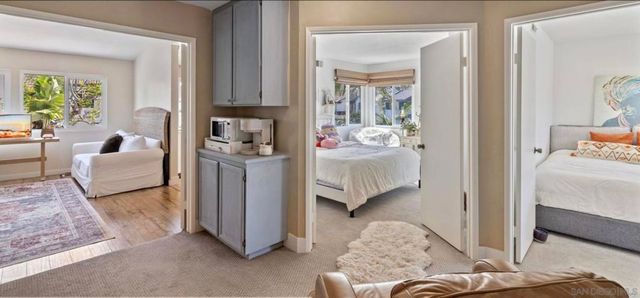 2422 Summerhill, Encinitas, CA 92024